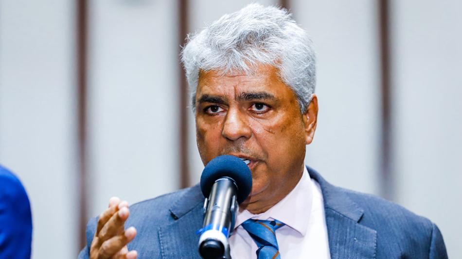 TJ-BA investiga desaparecimento de ações contra deputado Robinho (UNIÃO).