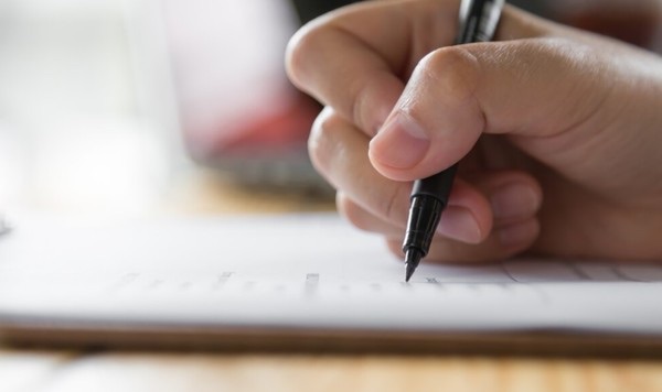 Prefeituras de cidades na Bahia abrem mais de 200 vagas de emprego; salários chegam a R$ 5 mil