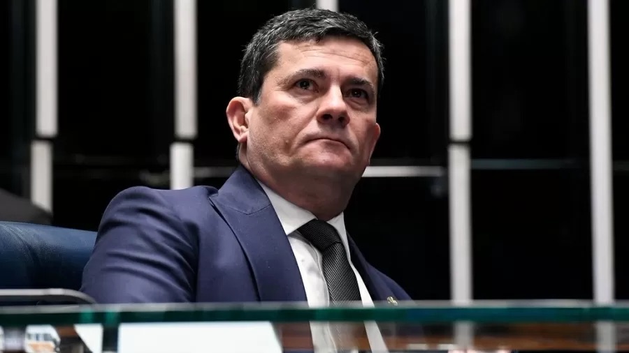 Moro diz que STF deixa de ‘corrigir injustiça’ ao mantê-lo réu por calúnia.