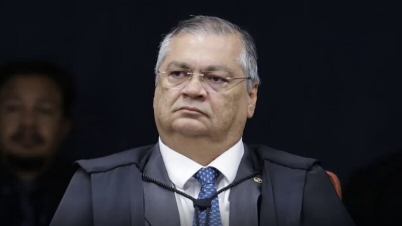 Dino manda PF investigarONGs que receberam emendas parlamentares