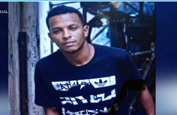 Suspeito de estupro de uma criança de 2 anos é lichado e morto.