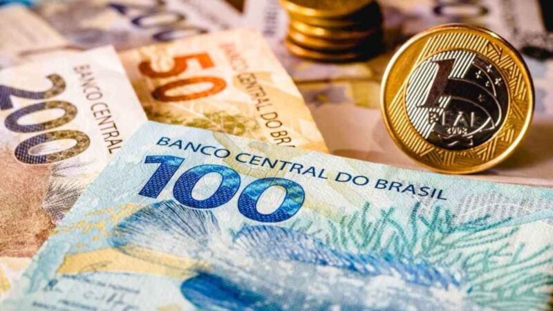 Banco Central confirma o fim de notas de dinheiro em papel por conta do avanço do PIX.